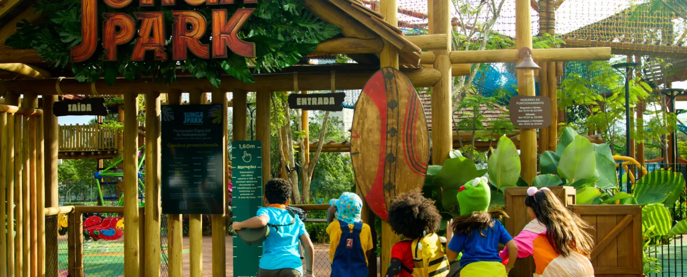 25-06-11_JUNGA-PARK_SNI_0247 1_1438x714.jpg